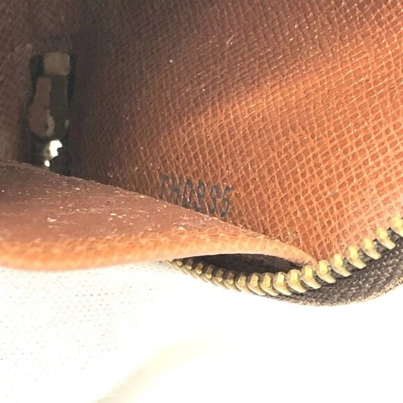 LOUIS VUITTON M62610 Pochette-6Cré Monogram Round 6-row key holder Key Case - Picture 14 of 15